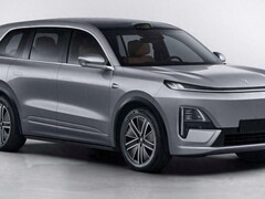 深蓝S09超长续航版9月8日上市，续航提升至240公里