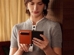 华为Pura X Max发布：首款大阔折手机上市，屏幕维修价最高4399元