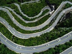 电动车跑山驾驶指南：电机响应、能量回收与热管理全解析