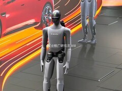 小米发布新一代人形机器人，延续铁大技术路线并全面升级