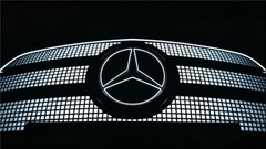 全新奔驰纯电 GLC：30万左右安全性高的suv，硬核安全之选