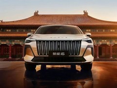 上汽荣威i6正式上市：6.59万起售，配8155芯片、终身质保与4万零息