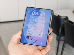 卖到2万的iPhone折叠屏长这样！曝光配置抢先看