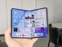 苹果iPhone Ultra折叠机产线升级延期，或推迟至2027年春季发布