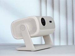 D7X三色激光投影仪：2000元价位画质新标杆