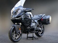 宝马R 1300 RT领航版上市：31.99万元，标配智能安全与豪华巡航配置