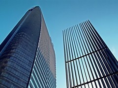 马化腾详解微信战略：坚守核心定位，审慎推进AI与商业化