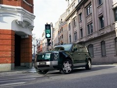 鸿蒙智行享界G9实车曝光：全尺寸方盒子SUV，搭载华为智驾与露营套装