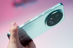 荣耀Magic8系列首批搭载第五代骁龙8至尊版  天青釉色外观曝光