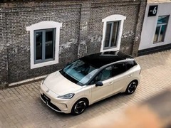 MG4年度改款发布：智能座舱、高阶智驾与全新设计全面升级