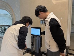 具身智能正在走出实验室：星护H1首批交付，为商业场景落地提供全新参照