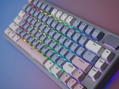 雷柏 V700 DIY-75 三模机械键盘评测：200+价位段的大厂精品