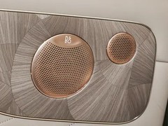 智己LS9正式上市，33.69万起售，标配空气悬架+后轮转向