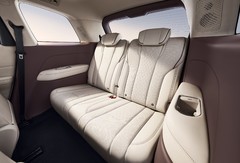 五菱新上市新能源SUV，星光L颜值高10万级带精致座舱