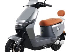 五星钻豹72V20AH电动车直降1601元！