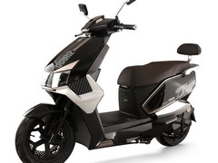 五星钻豹2000W电动摩托车低至3699元