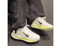 NIKE VOMERO 18男跑鞋京东特惠低至614元