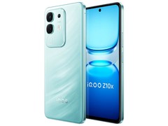iQOO Z10x 8GB+256G风羽青款京东特惠