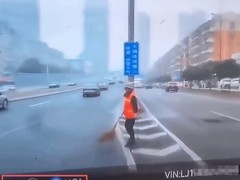 智能驾驶避让失能引热议：环卫工碰撞事件暴露感知盲区与安全冗余不足