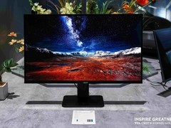 TCL华星首款OLED显示器面板量产