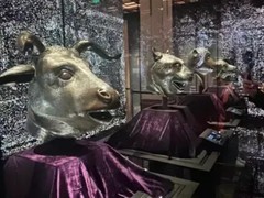 博物馆展柜为何隐形？低反射玻璃+精密镀膜技术揭秘