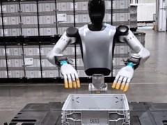 小米人形机器人实现产线双任务稳定作业，成功率超90%