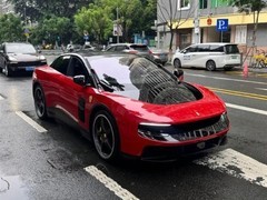 法拉利首款纯电超跑Luce上市即售罄，两月破全年交付目标