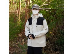 真维斯男士防风防水冲锋衣59.9元