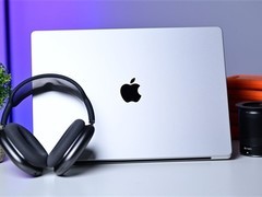 开学数码装备价格飙升，AI挤占存储产能致高价换新季