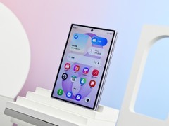 三星Galaxy Z Fold8深度体验：六年首次换形态，Fold的新折法