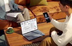 从校园到职场都能精准掌控，华为笔记本你更看好谁