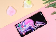 内存价格暴涨十八倍，三星等巨头盈利激增但终端承压