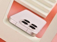 小米17雪山粉图赏：精工雕琢，小屏美学的标杆之作