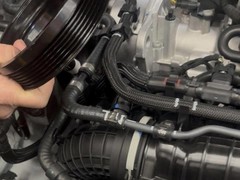 赵女士提车10天朗逸Pro发动机曲轴皮带轮脱落，索赔退换遭拒