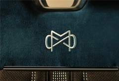 小米全新定制刺绣Logo亮相 用了1862针缝线