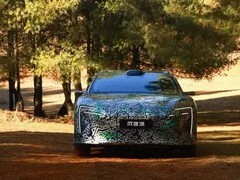 阿维塔首款增程智能旅行车路试曝光，预计2026年上市