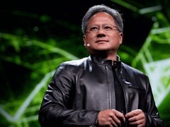 英伟达市值逼近2.6万亿美元 黄仁勋或成全球首富
