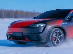 华为问界M6官宣发布：中型智能电动SUV，售价25-30万元