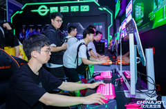 ChinaJoy2026泰坦军团展台人气拉满，硬核裸眼3D显示器新品登场秀出黑科技