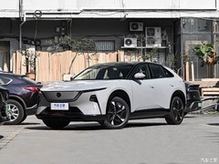 长安马自达EZ-60迎OTA升级：新增15款应用，覆盖影音、资讯、游戏全场景