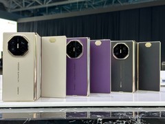 口袋中的“鸿蒙PC”来啦！华为新三折叠上手体验