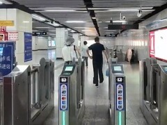 上海等地地铁试点“闸机常开门”模式