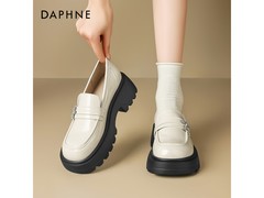 达芙妮复古乐福鞋85元