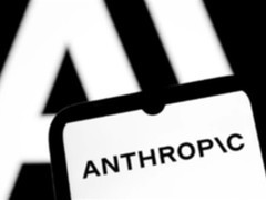 Anthropic官宣自研Claude专用AI芯片，强化软硬协同突破算力瓶颈