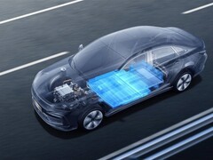 官媒痛批新能源车企订单泡沫：该挤挤水分了