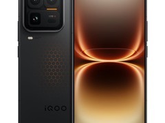 iQOO 15 Ultra开售，首销优惠低至4999元