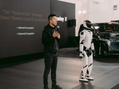 法拉第未来发布三大系列具身智能机器人并启动FF EAI Robotics生态