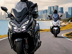 豪爵旅行者TVL350上市：350cc智能踏板，三万元级全能长途新标杆