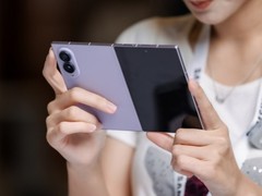 折叠拍照手机哪个好： Galaxy Z Fold8让镜头前后的人共享同一次记录