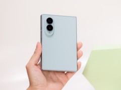 轻薄阔折叠推荐： Galaxy Z Fold8仅重201克，轻下来却没有变成轻量设备